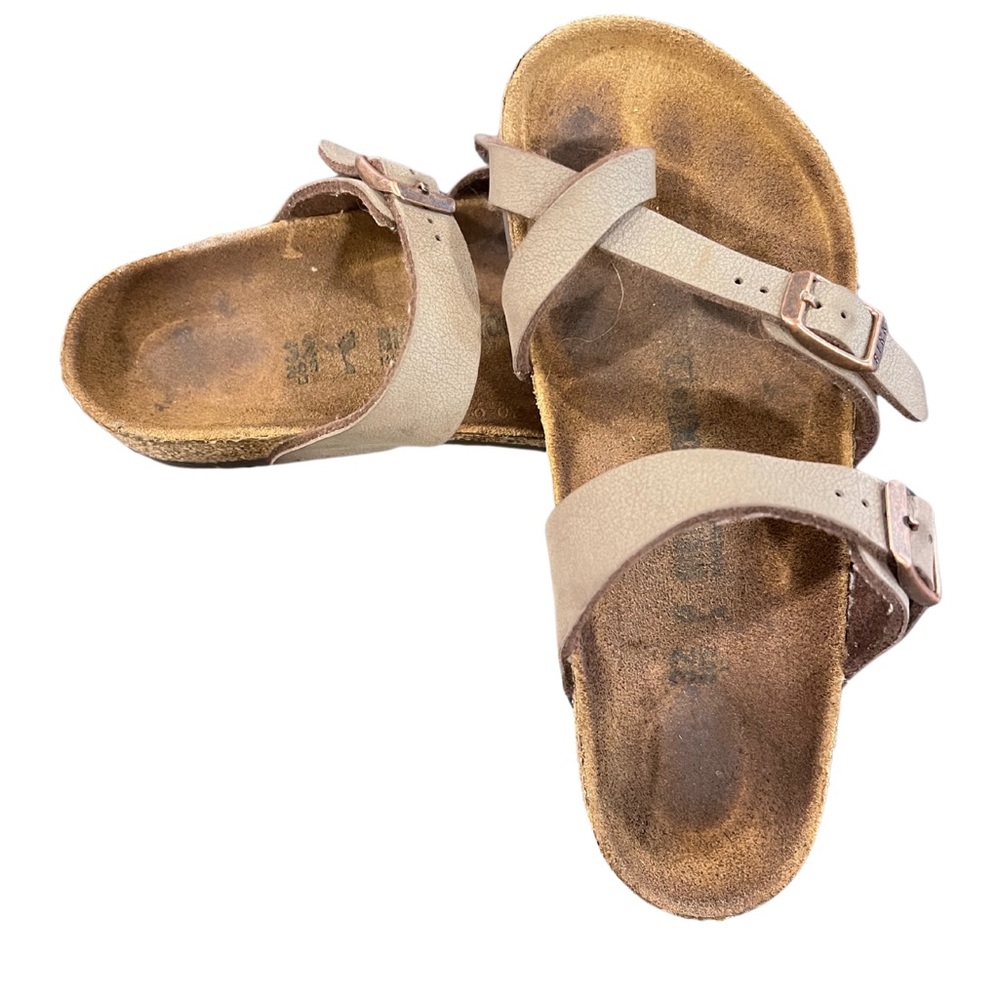 Girls size 32 Birkenstock Mayari sandals